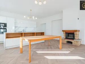 Prodej bytu 4+kk, Praha - Dejvice, V Šáreckém údolí, 175 m2