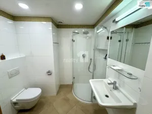 Pronájem bytu 3+kk, Praha - Strašnice, Starostrašnická, 85 m2