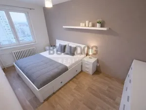 Pronájem bytu 3+kk, Praha - Záběhlice, Bělčická, 54 m2