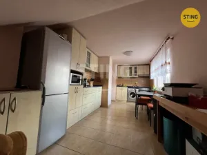 Prodej rodinného domu, Zlátenka, 241 m2