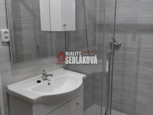 Pronájem bytu 3+kk, Děčín - Děčín VIII-Dolní Oldřichov, Teplická, 75 m2