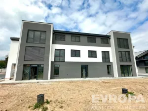 Pronájem bytu 2+kk, Vysoký Újezd, 69 m2