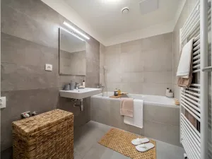 Prodej bytu 3+kk, Holubice, 81 m2