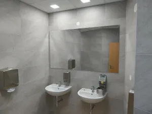 Pronájem kanceláře, Brno, Heršpická, 380 m2