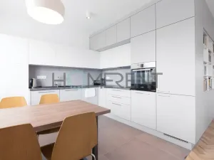 Pronájem bytu 3+kk, Praha - Vršovice, náměstí Svatopluka Čecha, 72 m2