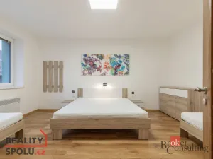 Prodej rodinného domu, Hrabětice, Pohraniční, 170 m2