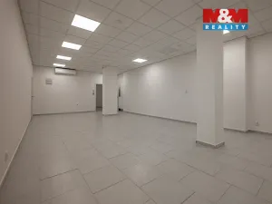 Pronájem kanceláře, Divišov, Horní náměstí, 83 m2