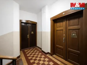 Prodej bytu 3+kk, Praha - Smíchov, Matoušova, 76 m2