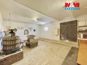 Prodej vinného sklepa, Perná, 31 m2