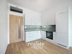 Pronájem bytu 3+kk, Brno, Komárovská, 66 m2