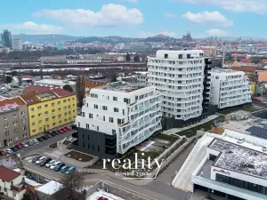 Pronájem bytu 3+kk, Brno, Komárovská, 66 m2
