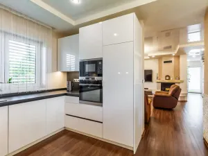 Prodej rodinného domu, Babice, Starobabická, 200 m2