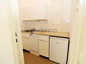 Pronájem kanceláře, Praha, Bieblova, 89 m2