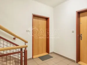 Prodej bytu 2+kk, Praha - Modřany, Semická, 53 m2