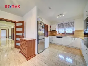 Prodej rodinného domu, Kolín, K Ovčárům, 144 m2