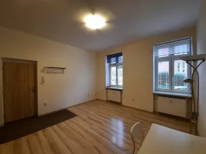 Pronájem bytu 1+kk, Ostrava - Moravská Ostrava, Husova, 29 m2