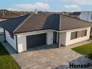 Prodej rodinného domu, Křenice, V Kukli, 190 m2