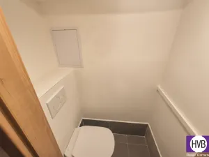 Prodej kanceláře, Praha, Jagellonská, 36 m2