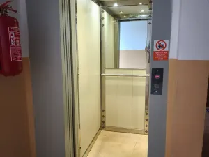 Prodej bytu 2+kk, Čáslav, R. Těsnohlídka, 42 m2