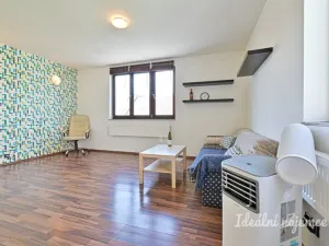 Pronájem bytu 2+kk, Brno, Merhautova, 50 m2