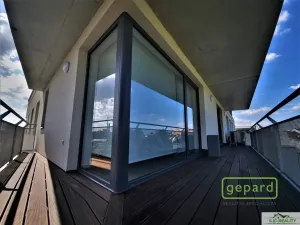 Pronájem bytu 3+kk, Plzeň, Na Roudné, 96 m2