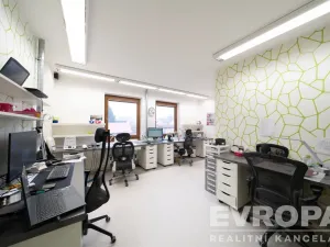 Prodej komerční nemovitosti, Hořice, náměstí Jiřího z Poděbrad, 330 m2