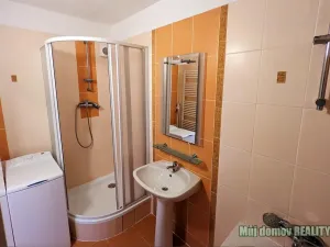 Pronájem bytu 3+1, Praha - Horní Měcholupy, Janovská, 74 m2