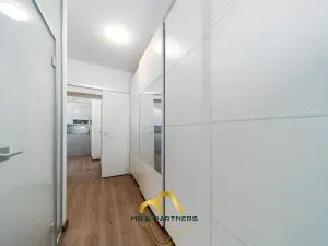 Pronájem bytu 2+kk, Praha - Nové Město, Soukenická, 74 m2