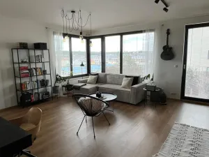 Pronájem bytu 2+kk, Praha - Vysočany, Sousedíkova, 48 m2