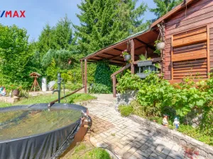 Prodej zahrady, Lom, 738 m2