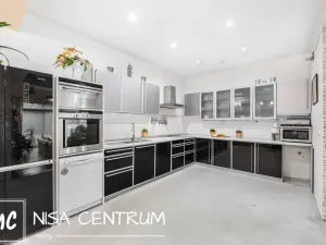 Prodej rodinného domu, Liberec, Josefinino údolí, 430 m2