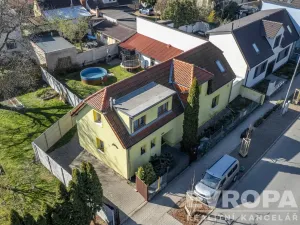 Prodej rodinného domu, Zeleneč, Bezručova, 213 m2