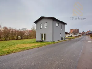 Prodej rodinného domu, Uhersko, 84 m2