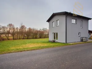 Prodej rodinného domu, Uhersko, 84 m2