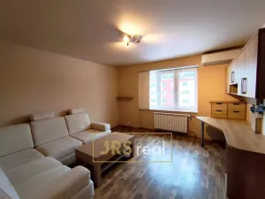 Pronájem bytu 2+1, Hodonín, 64 m2