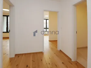 Pronájem bytu 2+kk, Praha, Závišova, 54 m2