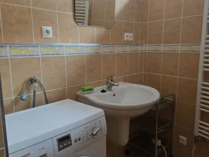 Pronájem bytu 2+kk, Karlovy Vary, Na Vyhlídce, 52 m2