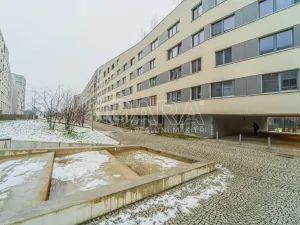 Pronájem bytu 1+kk, Praha - Karlín, U Mlýnského kanálu, 36 m2