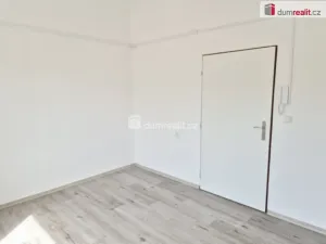 Pronájem komerční nemovitosti, České Budějovice - České Budějovice 2, Na Zlaté stoce, 31 m2