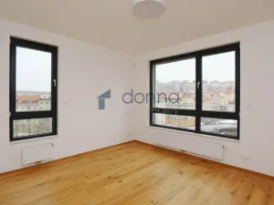 Pronájem bytu 3+kk, Praha, Závišova, 89 m2