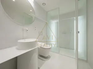 Pronájem atypického bytu, Praha - Modřany, Československého exilu, 41 m2