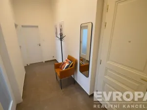 Pronájem bytu 2+kk, Praha - Karlín, Peckova, 55 m2
