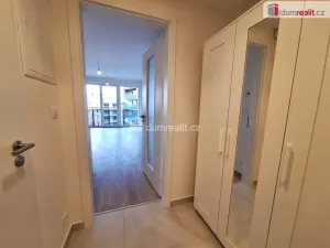 Pronájem bytu 1+kk, Praha - Háje, Výstavní, 32 m2