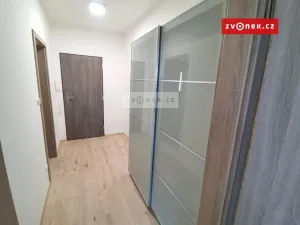 Pronájem bytu 1+kk, Zlín - Malenovice, třída Svobody, 37 m2