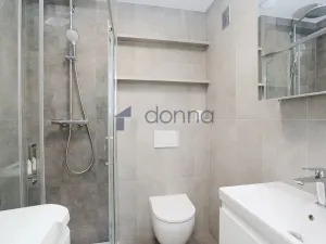 Pronájem bytu 3+1, Praha, Jahodová, 80 m2