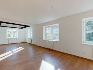 Prodej rodinného domu, Praha, 854 m2