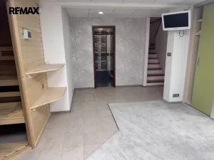 Prodej rodinného domu, Jesenice - Zdiměřice, V Podlesí, 184 m2