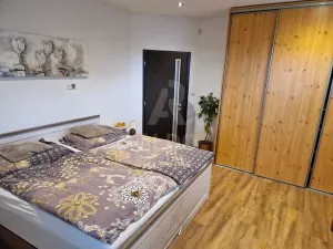 Prodej rodinného domu, Mydlovary, 222 m2