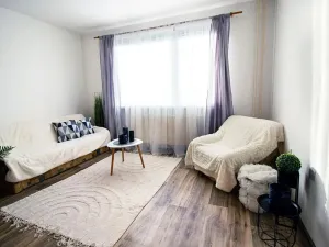 Pronájem bytu 2+kk, Liberec, Dobiášova, 42 m2