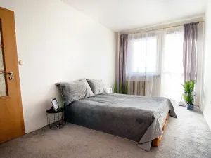 Pronájem bytu 2+kk, Liberec, Dobiášova, 42 m2